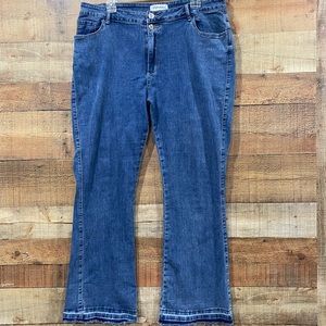 Vipones Ladies Flare Leg Jeans Size XXL